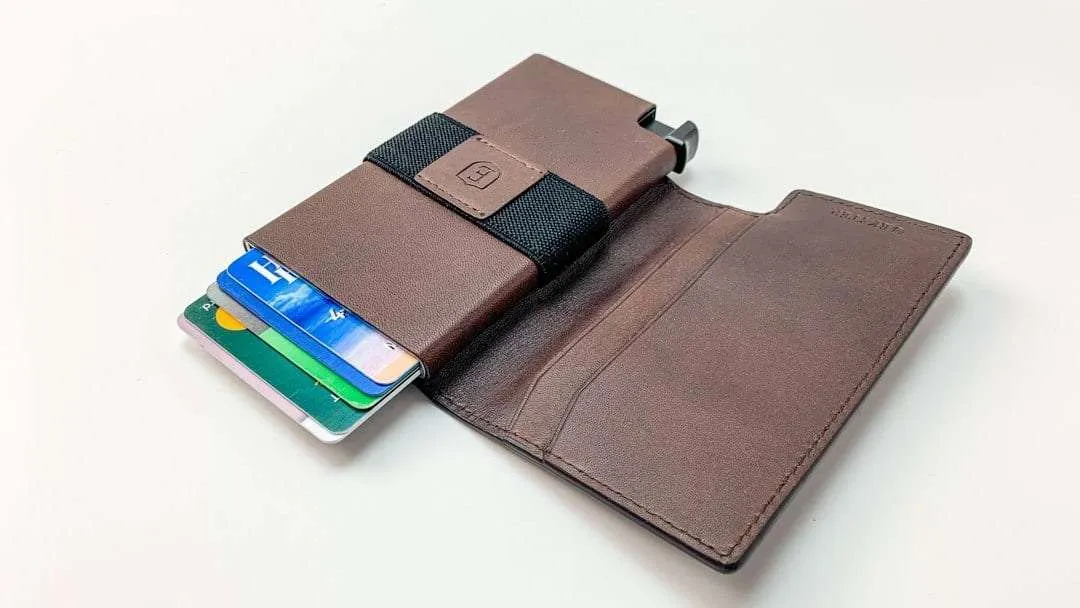 Ekster Parliament Smart Wallet